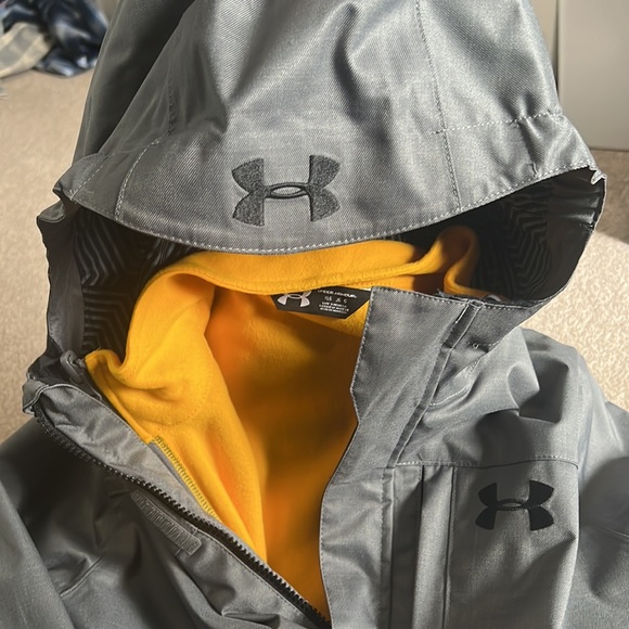 Brand new boys under Armour jacket - Picture 6 of 7